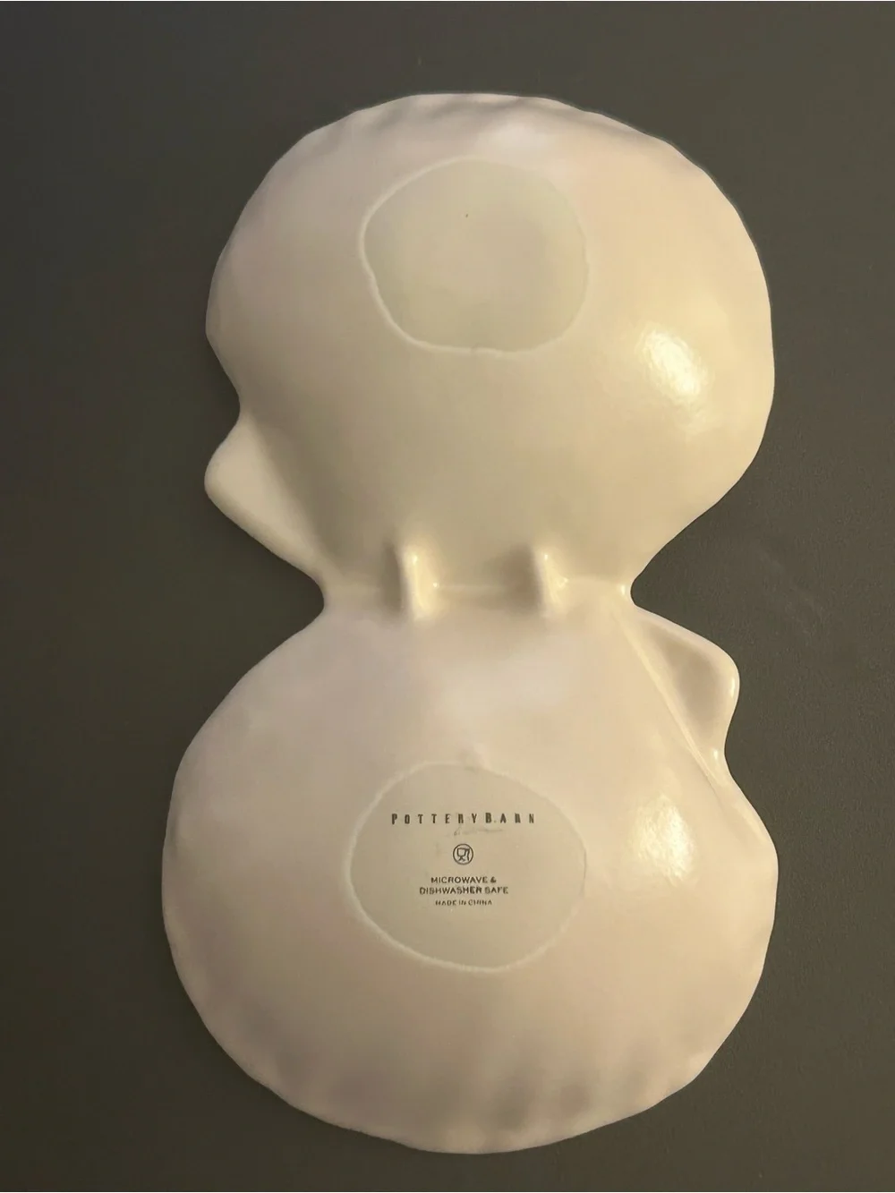 Pottery Barn Divided Nut /Candy Ivory Ceramic Seashell Dish. 10 1/2” EUC